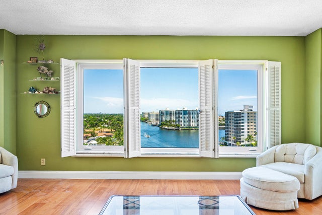 1 of 33 - 555 Se 6th Avenue #11g, Delray Beach, FL