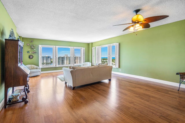 4 of 33 - 555 Se 6th Avenue #11g, Delray Beach, FL