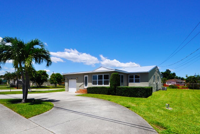 2 of 57 - 2315 Summit Blvd, West Palm Beach, FL