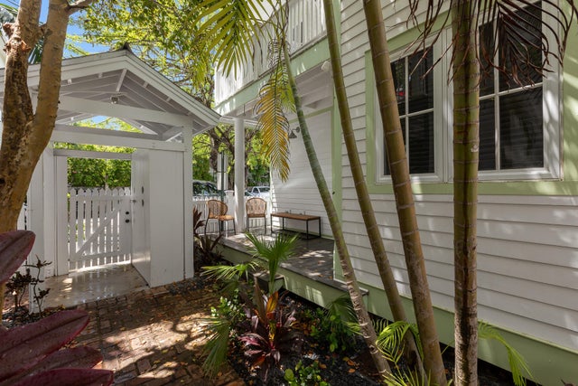 2 of 33 - 1011 Simonton Street #1, Key West, FL