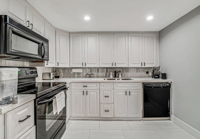 4 of 21 - 1050 Newcastle C, Boca Raton, FL