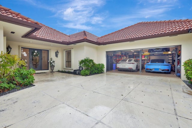 2 of 54 - 2 Durness Ct, Palm Beach Gardens, FL
