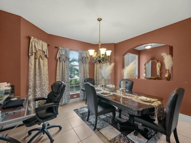 3 of 16 - 1371 Sw Halford Av, Port Saint Lucie, FL