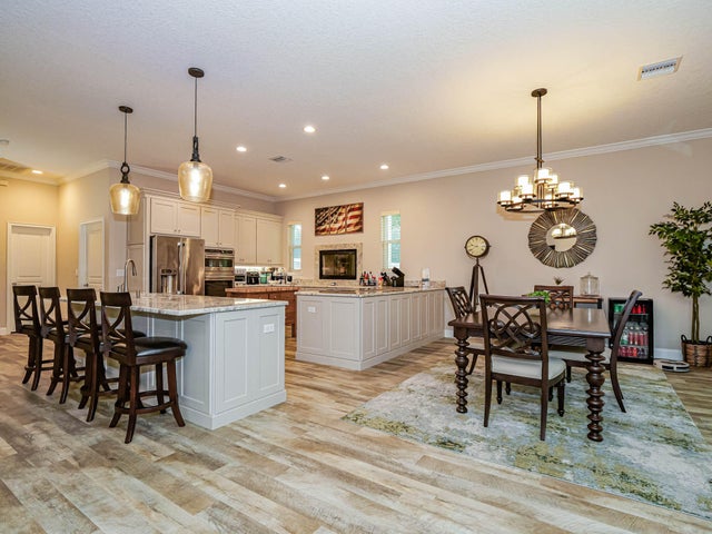 5 of 36 - 395 Live Oak Dr, Vero Beach, FL
