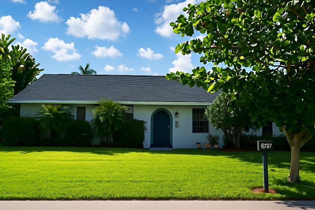4 of 17 - 6797 Bayshore Drive, Lake Worth, FL