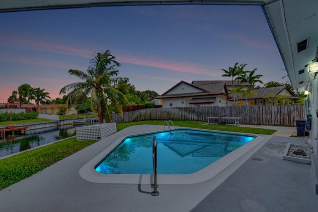 5 of 17 - 6797 Bayshore Drive, Lake Worth, FL