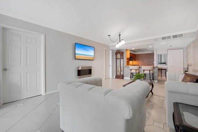 2 of 38 - 2400 Presidential Way #1206, West Palm Beach, FL