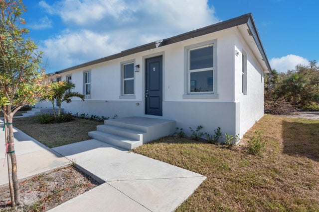 1 of 25 - 260 Rotonda Boulevard W, Rotonda West, FL