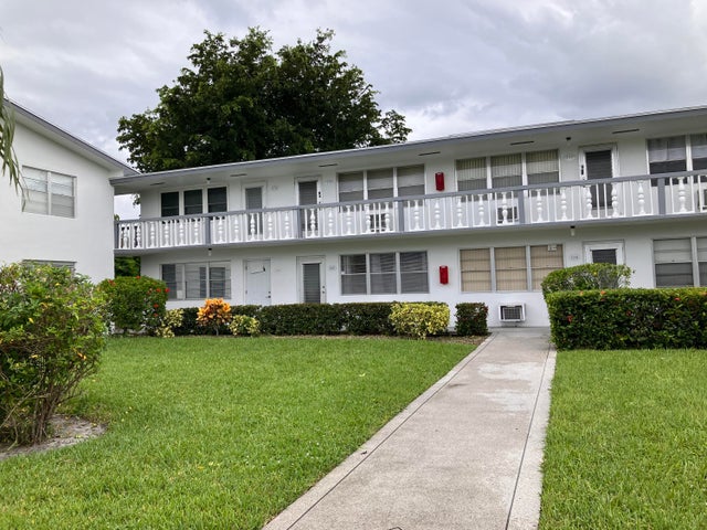2 of 29 - 160 Andover G, West Palm Beach, FL