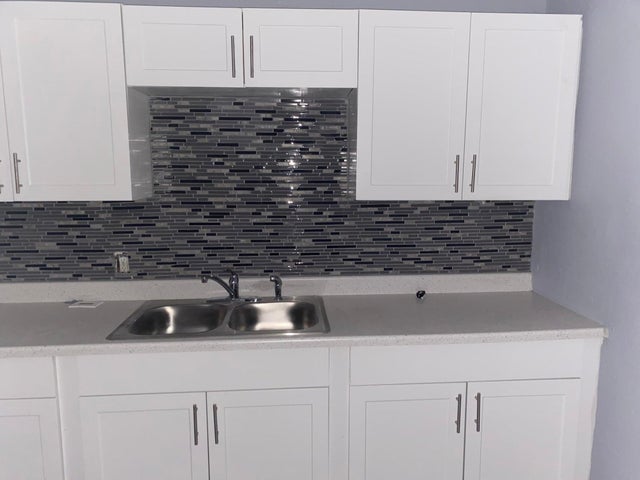 3 of 9 - 297 E E 4th St. Street, Pahokee, FL