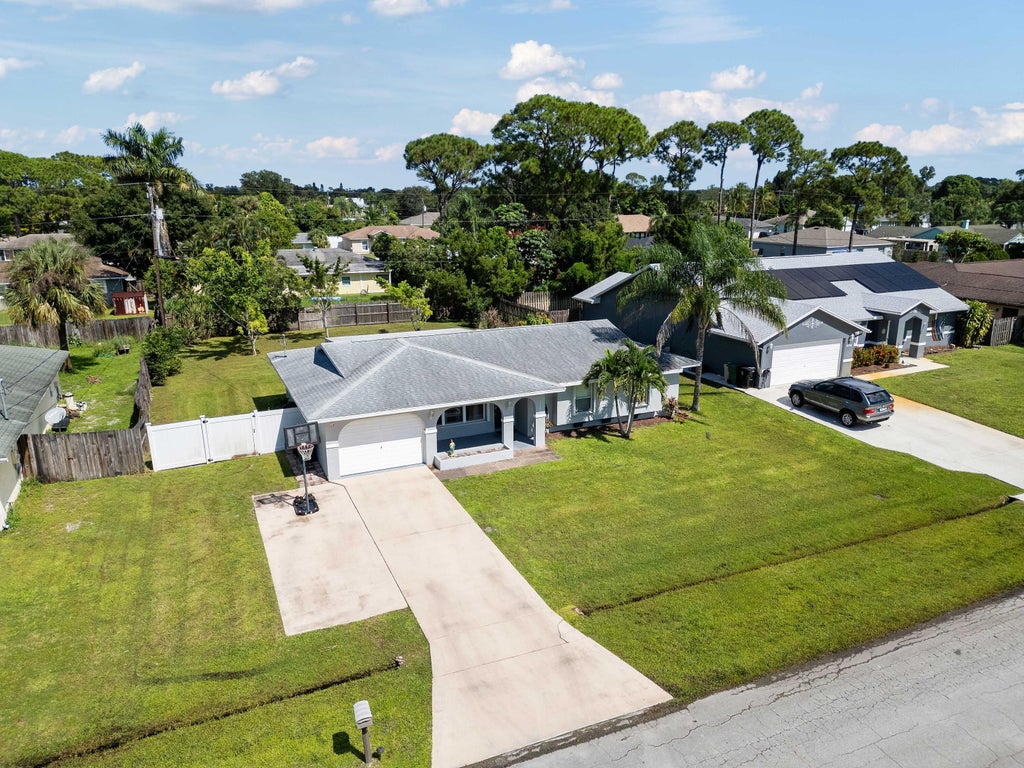 1167 Se Proctor Lane, Port Saint Lucie