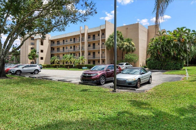 2 of 41 - 4760 Lucerne Lakes Boulevard W #105, Lake Worth, FL