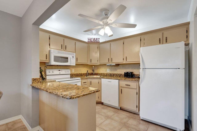 4 of 30 - 5900 Whispering Pine Way #b-2, Greenacres, FL