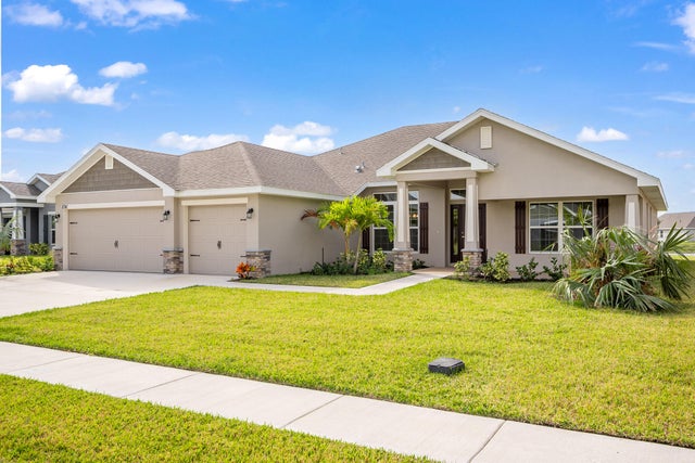 2 of 40 - 8741 Waterstone Boulevard, Fort Pierce, FL