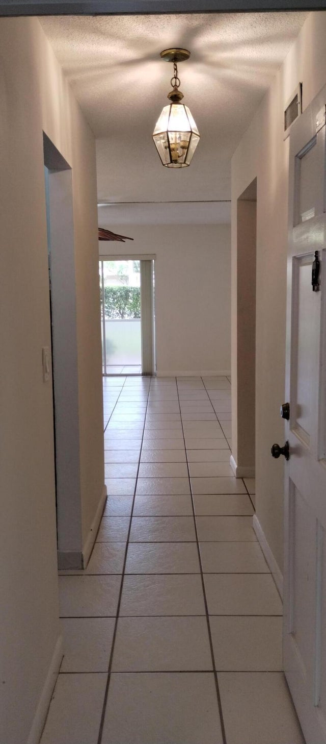 2 of 29 - 2647 N Garden Drive #110, Lake Worth, FL
