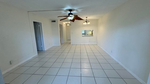 4 of 29 - 2647 N Garden Drive #110, Lake Worth, FL