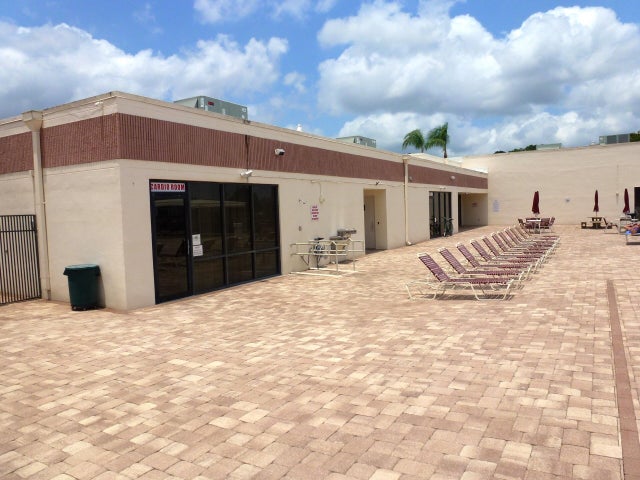 4 of 39 - 7586 Tahiti Lane #201, Lake Worth, FL