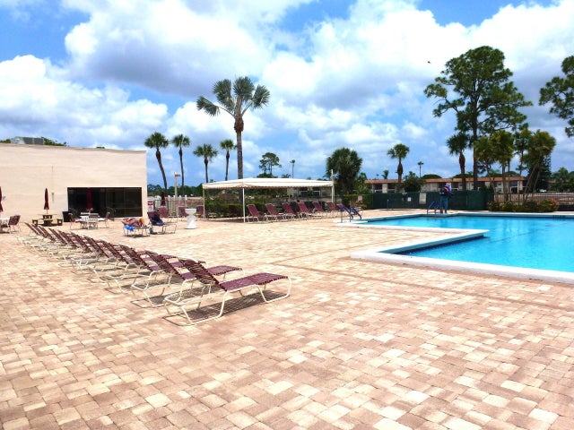 5 of 39 - 7586 Tahiti Lane #201, Lake Worth, FL