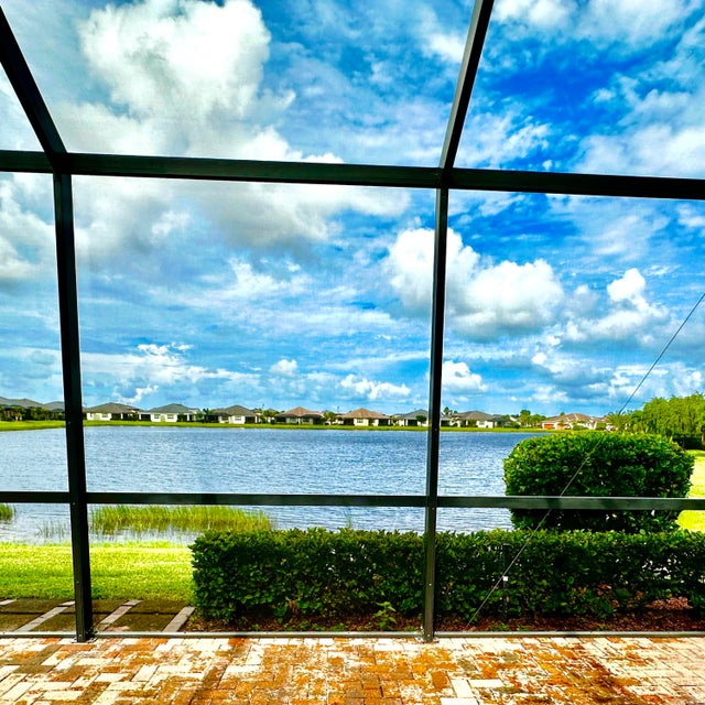 5 of 37 - 10947 Sw Winding Lakes Circle, Port Saint Lucie, FL