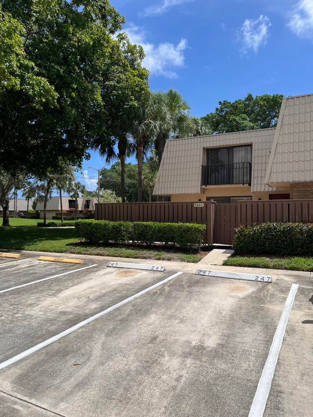 1 of 23 - 5643 56th Wy, West Palm Beach, FL