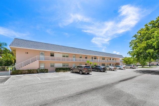 1 of 37 - 18081 Se Country Club Drive #bldg 18 Unit 176, Jupiter, FL