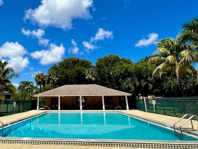 5 of 25 - 1422 W Meadows Circle #1422, Boynton Beach, FL