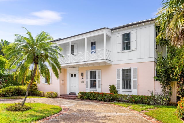 2 of 36 - 216 Pendleton Av, Palm Beach, FL