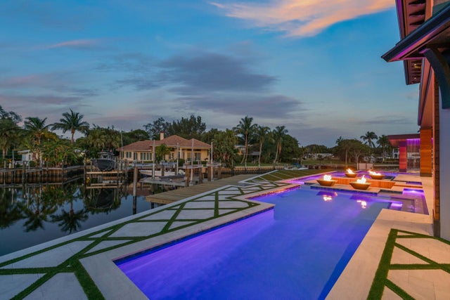 2 of 64 - 2143 Carib Cir, Palm Beach Gardens, FL