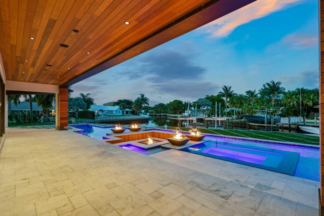 3 of 64 - 2143 Carib Cir, Palm Beach Gardens, FL