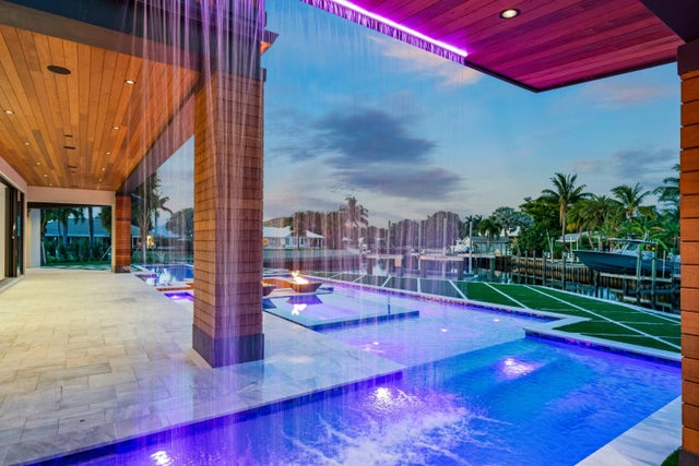 5 of 64 - 2143 Carib Cir, Palm Beach Gardens, FL