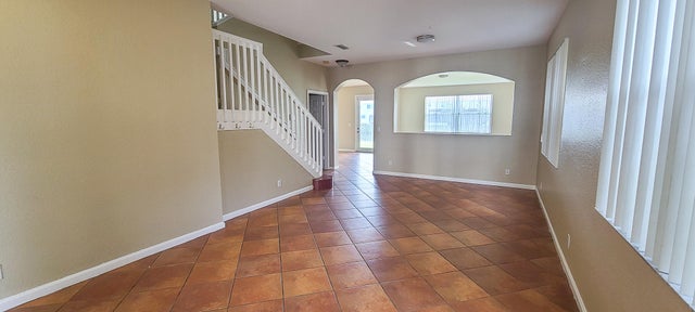4 of 47 - 1098 Center Stone Lane, Riviera Beach, FL