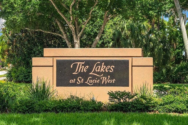 2 of 53 - 337 Nw Bentley Cir, Port Saint Lucie, FL