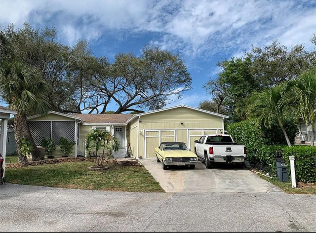 1 of 26 - 2555 Pga Boulevard #205, Palm Beach Gardens, FL