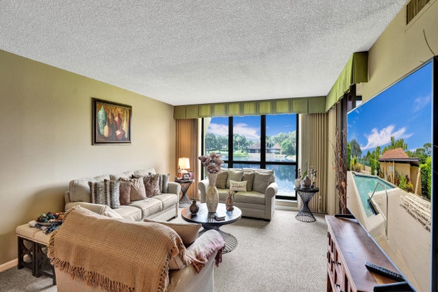 1 of 46 - 5344 Woodland Lakes Drive #223, Palm Beach Gardens, FL