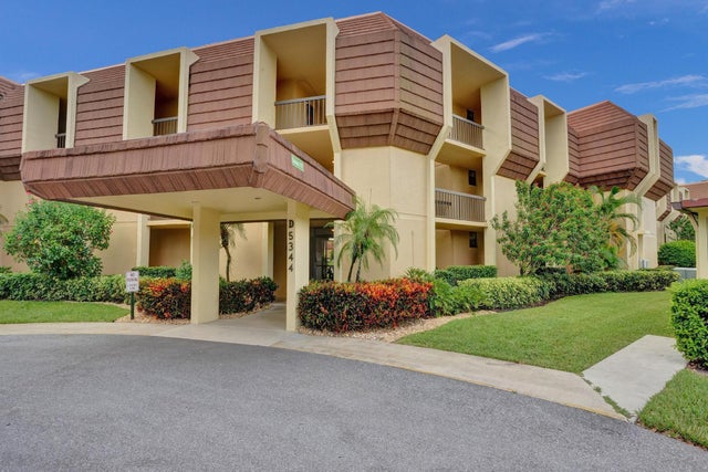 4 of 46 - 5344 Woodland Lakes Drive #223, Palm Beach Gardens, FL