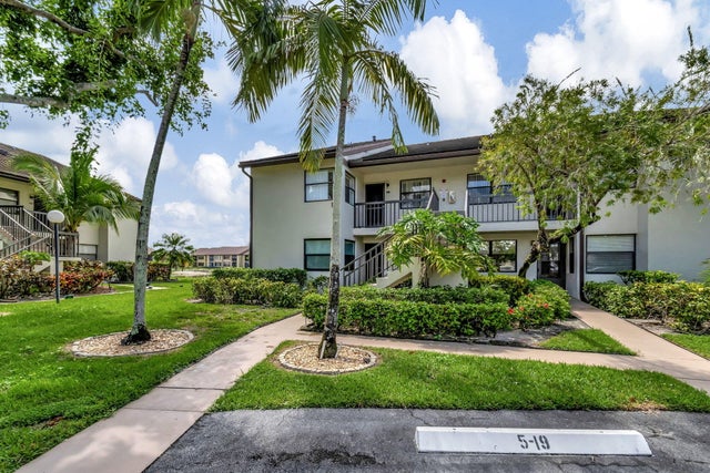 1 of 62 - 7618 Tahiti Lane #201, Lake Worth, FL