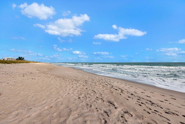 3 of 47 - 5055 N Highway A1a #205, Hutchinson Island, FL