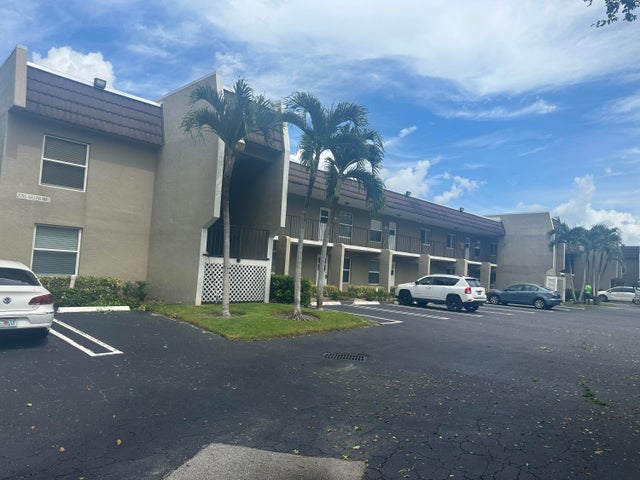 1 of 29 - 2755 Casita Way #102, Delray Beach, FL