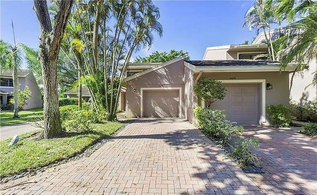 1 of 39 - 6674 Thornhill Ct, Boca Raton, FL