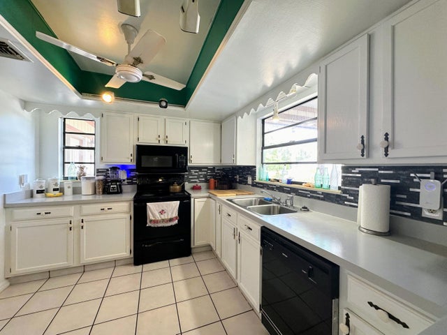 4 of 25 - 2316 44th Av Avenue, Vero Beach, FL