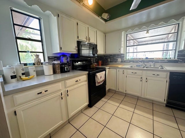 5 of 25 - 2316 44th Av Avenue, Vero Beach, FL