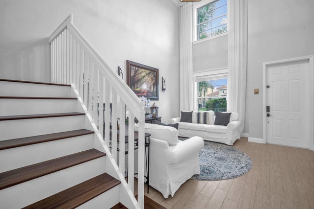 5 of 62 - 313 Mulberry Grove Rd, Royal Palm Beach, FL
