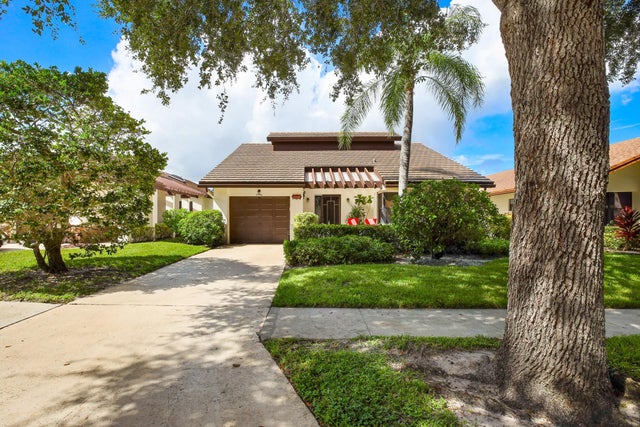 1 of 49 - 4940 Boxwood Cir, Boynton Beach, FL