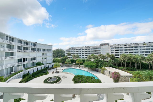 3 of 39 - 2760 S Ocean Blvd #312, Palm Beach, FL