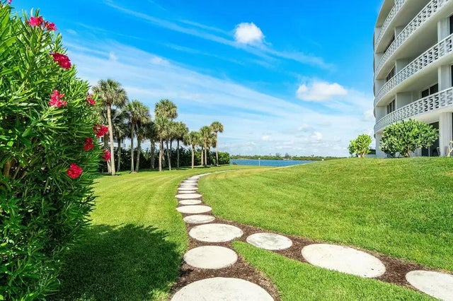 4 of 39 - 2760 S Ocean Blvd #312, Palm Beach, FL