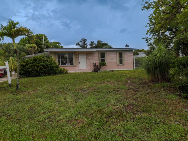 3 of 38 - 1315 7th Street, West Palm Beach, FL
