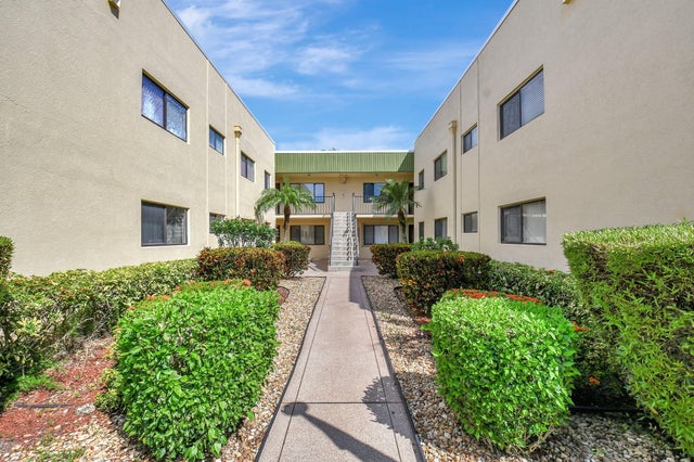 5 of 41 - 15217 Lakes Of Delray Boulevard #109, Delray Beach, FL
