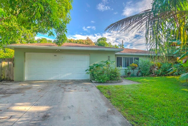1 of 41 - 179 Se 27th Pl, Boynton Beach, FL