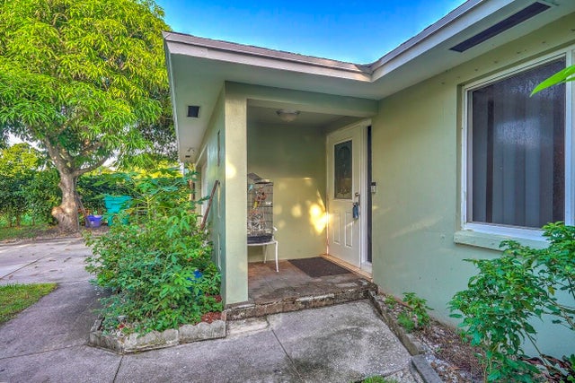 4 of 41 - 179 Se 27th Pl, Boynton Beach, FL