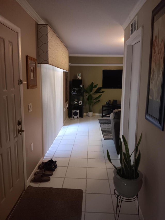 3 of 4 - 5040 50 Wy, West Palm Beach, FL